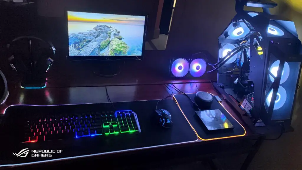 Sahil ray the gamer first gaming pc - a gaming desk with a computer and a mouse