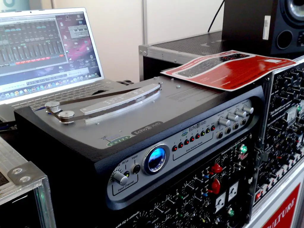 File:Unity Echo Verb (AES 124).jpg - a laptop computer and a stereo mixer